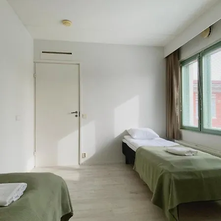Lägenhet 3-bedroom Apt, Free Parking&wifi Björneborg