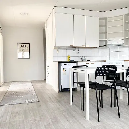 3-bedroom Apt, Free Parking&wifi Apartment Pori