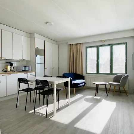 Apartment 3-bedroom Apt, Free Parking&wifi
