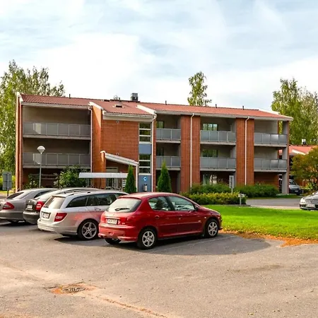 3-bedroom Apt, Free Parking&wifi Lägenhet Björneborg